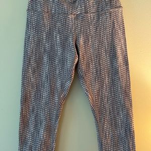 Lululemon leggings capri